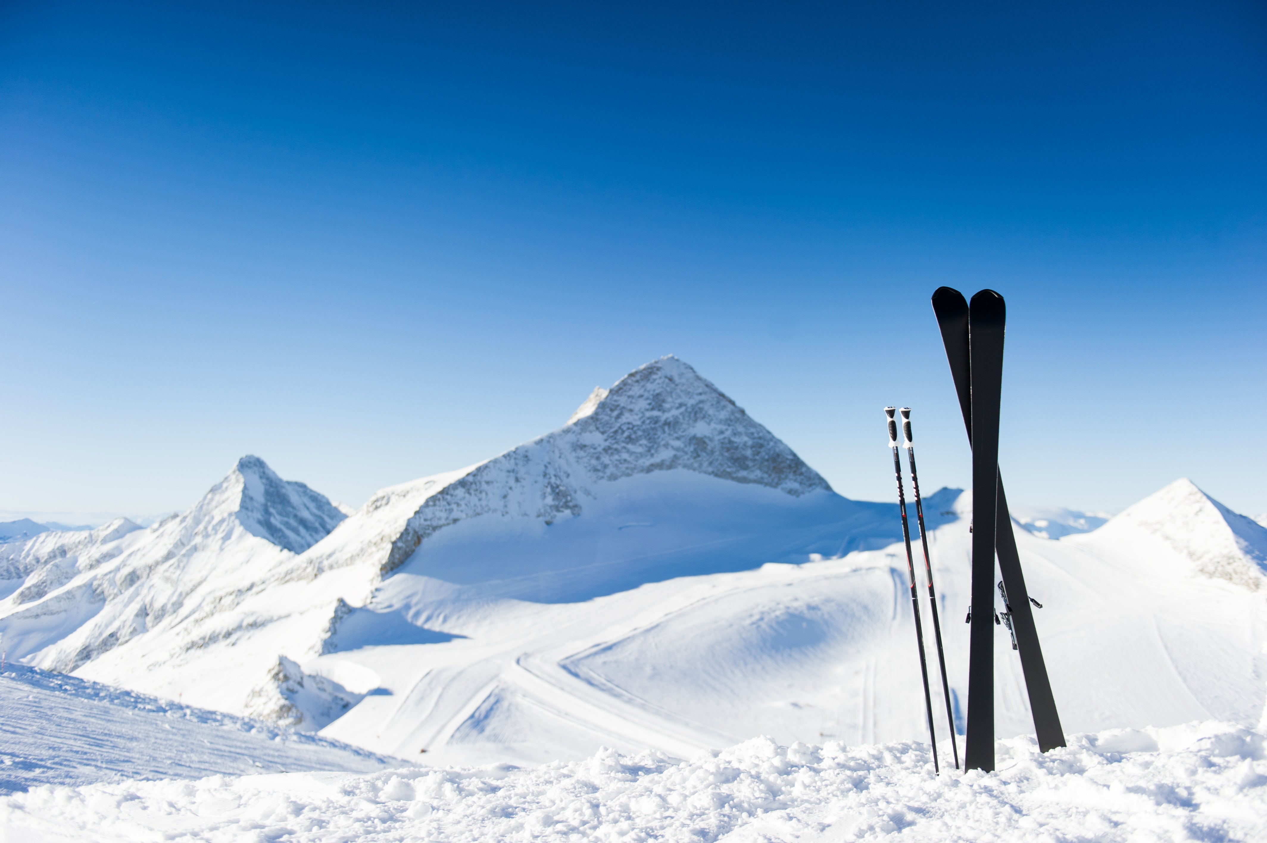 The Evolution of the Shot Ski: A Journey from Mountains to Mainstream